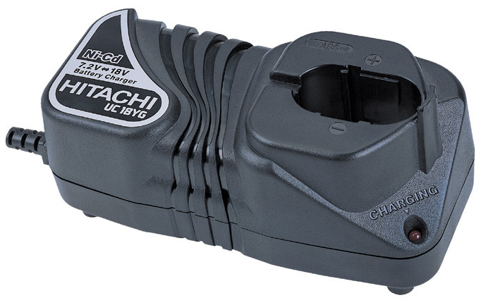 CHARGEUR HITACHI UC9SD